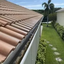 Gutter Cleaning in Boynton Beach, Florida 2